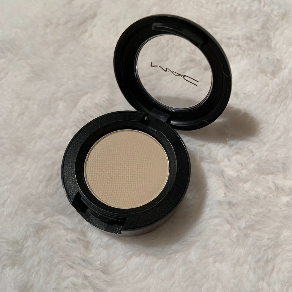 MAC Cosmetics LLAMA Eyeshadow Full Size NIB